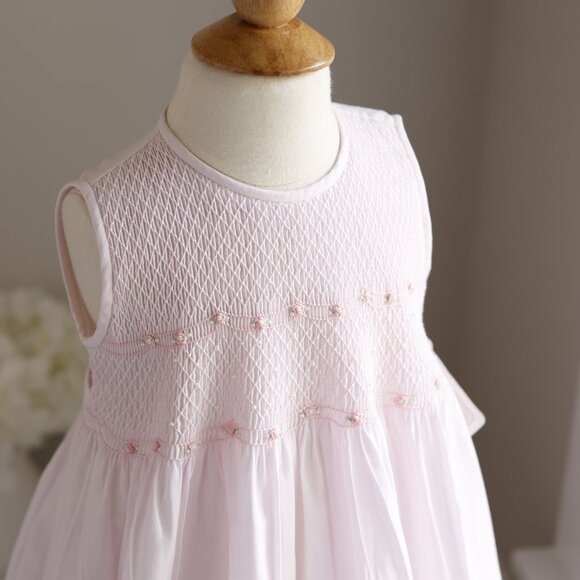 Pink Smocked Heirloom Dress 100% Cotton Pearls Hand Embroidery Size 4 NWT - Picture 3 of 8